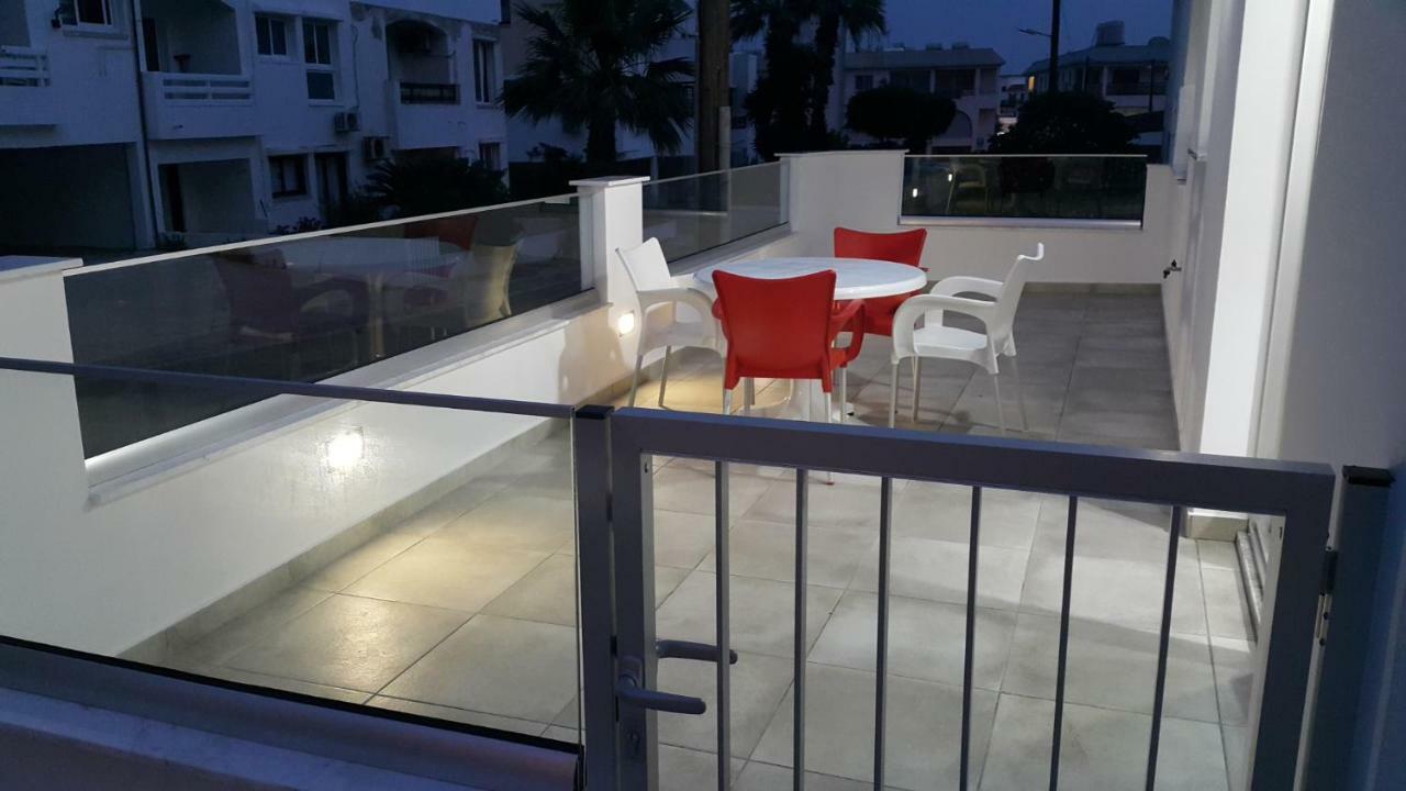 Chris'S Holiday Apt - Agia Napa Exterior foto